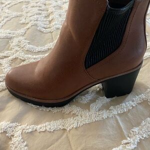 Naturalizer Chestnut Ankle Booties